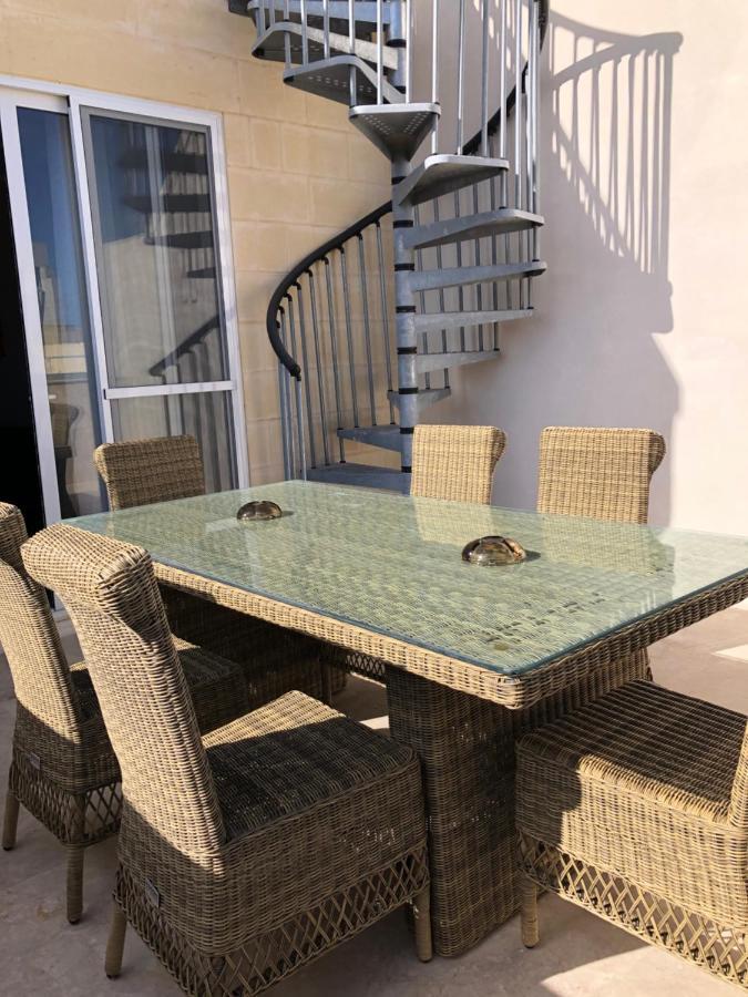 Holiday Townhouse In Sliema Centre エクステリア 写真